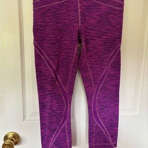 Ladies Sz 6 Lululemon 7/8 leggings!